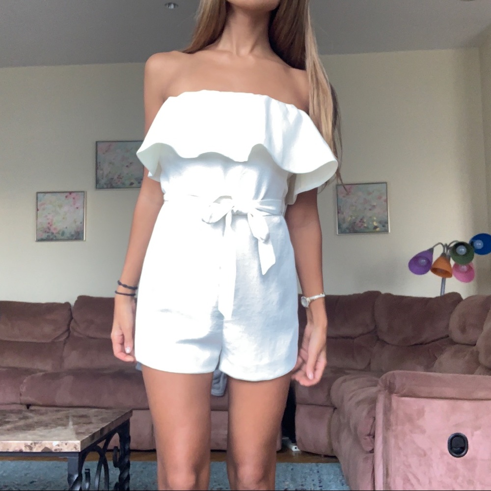 Aritizia Babaton Altamiro Romper